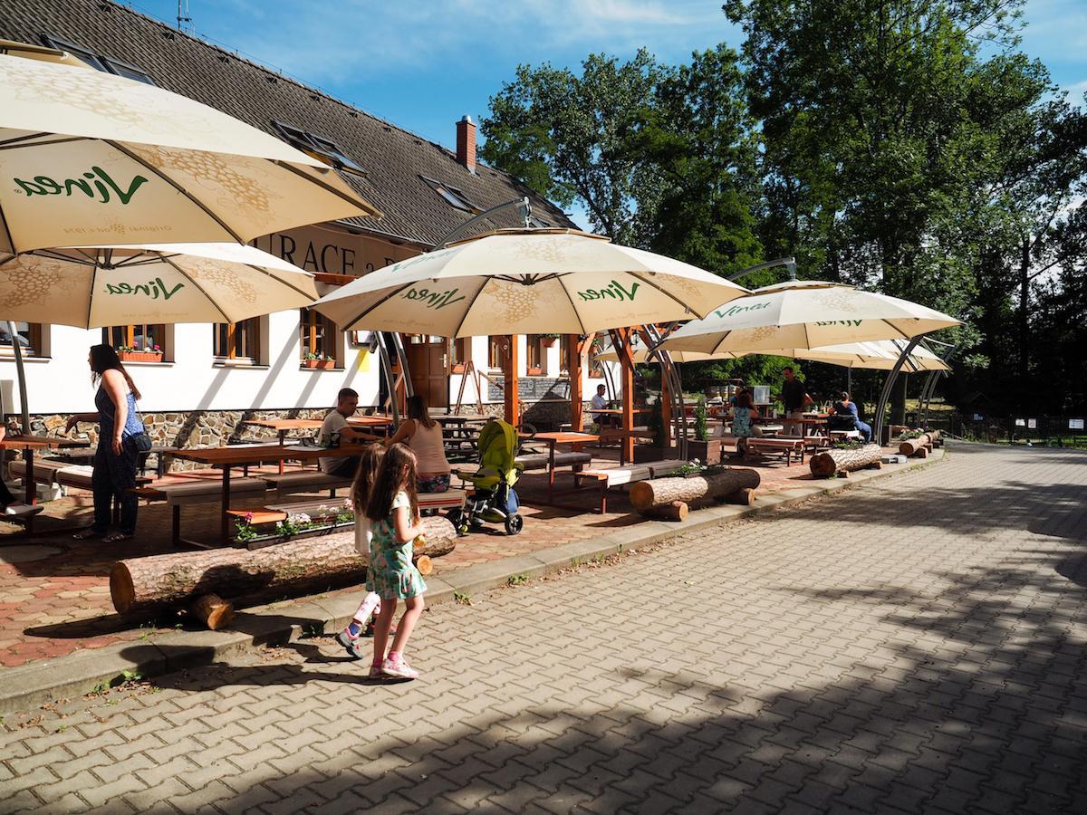 Penzion U Lavky Kvetnice Экстерьер фото